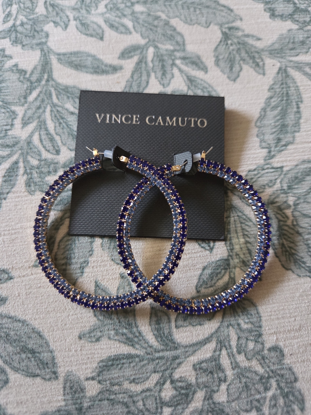 💙NEW Vince Camuto Blue Crystal Hoop Earrings- Large